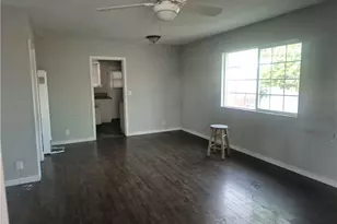 8237 Rosecrans, Paramount, CA 90723 - Photo 4