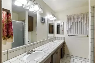 2924 Raccoon Dr, Mountain Mesa, CA 93240 - Photo 20