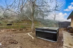 24980 Sunset Way, Tehachapi, CA 93561 - Photo 36