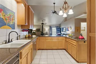 24980 Sunset Way, Tehachapi, CA 93561 - Photo 18