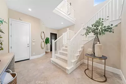 100 Viano, Irvine, CA 92602 - Photo 6