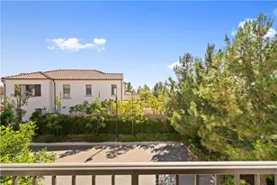 100 Viano, Irvine, CA 92602 - Photo 44