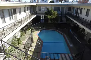 409 S Manhattan, Los Angeles, CA 90020 - Photo 6