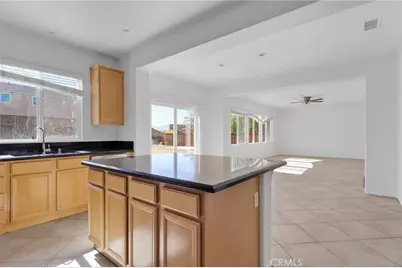 12299 Dandelion, Victorville, CA 92392 - Photo 12