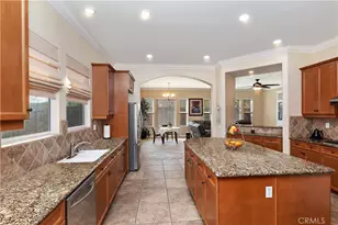 16696 S Peak Ct, Riverside, CA 92503 - Photo 14