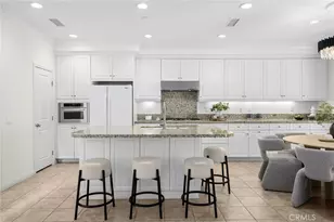 61 Lupari, Irvine, CA 92618 - Photo 4