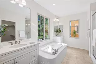 61 Lupari, Irvine, CA 92618 - Photo 24