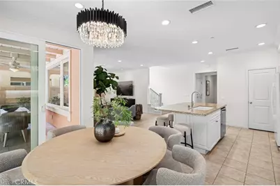 61 Lupari, Irvine, CA 92618 - Photo 8