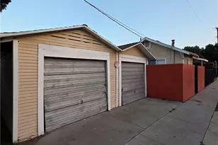 1365 W 30th, Los Angeles, CA 90007 - Photo 2