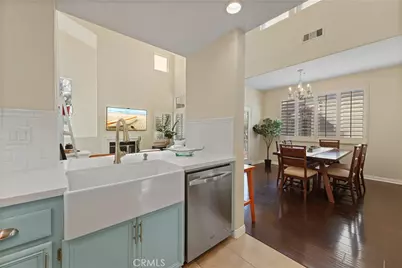 40 Tierra Montanosa, Rancho Santa Margarita, CA 92688 - Photo 4