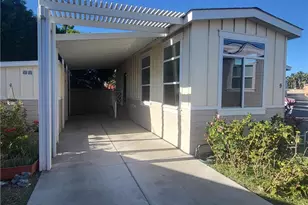 2101 245th St, Lomita, CA 90717 - Photo 4