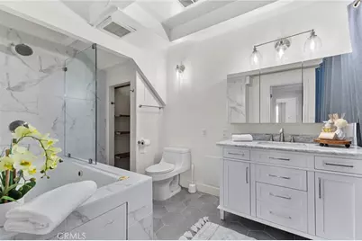 941 W Hawthorn #9, San Diego, CA 92101 - Photo 26