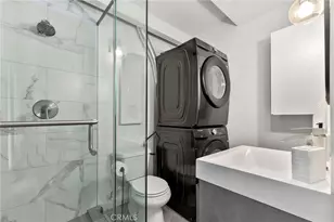 941 W Hawthorn, San Diego, CA 92101 - Photo 28