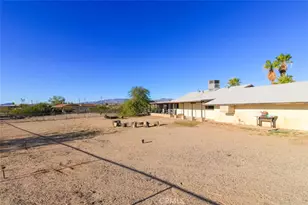 150752 Capistrano, Big River, CA 92242 - Photo 34