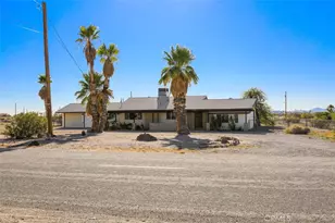 150752 Capistrano, Big River, CA 92242 - Photo 8