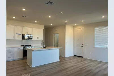 7001 Solara Way, Westminster, CA 92683 - Photo 6