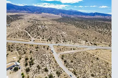 30002 263rd, Llano, CA 93544 - Photo 6