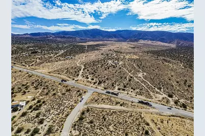 30002 263rd, Llano, CA 93544 - Photo 12