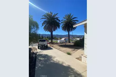 1003 W Heald Avenue, Lake Elsinore, CA 92530 - Photo 2