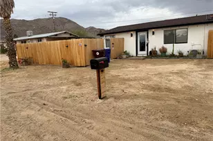 6922 Datura, 29 Palms MCB, CA 92277 - Photo 2