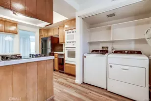 2722 E 20th, Signal Hill, CA 90755 - Photo 10