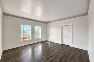 800 Pacific Ave, Long Beach, CA 90813 - Photo 12