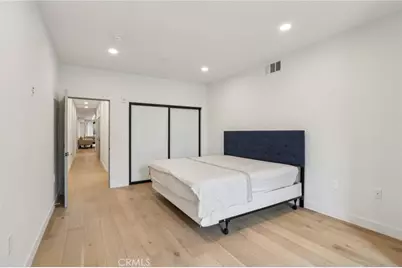 5110 Whitsett Avenue #105, Valley Village, CA 91607 - Photo 22