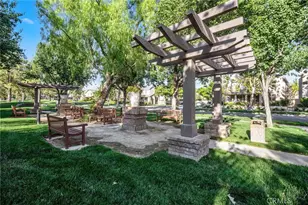 27626 Sunny Creek Dr, Valencia, CA 91354 - Photo 34