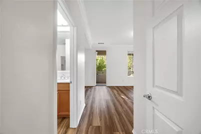 27626 Sunny Creek Drive, Valencia, CA 91354 - Photo 18