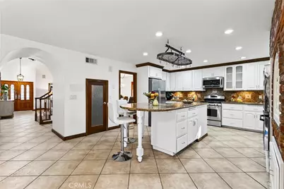 663 Lausinda Avenue, Long Beach, CA 90803 - Photo 16