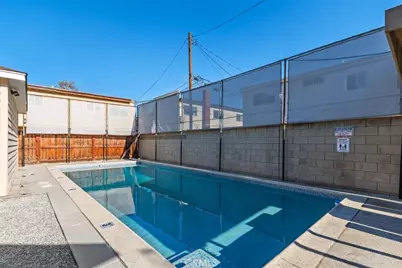 4769 E Malta, Long Beach, CA 90815 - Photo 18