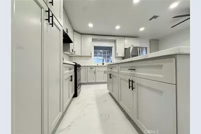 3552 Butler, Los Angeles, CA 90066 - Photo 10