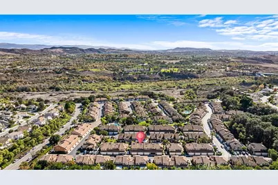 27426 Iris, Mission Viejo, CA 92692 - Photo 32