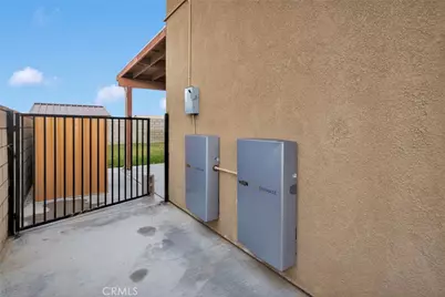 15394 Baxter, Victorville, CA 92394 - Photo 48