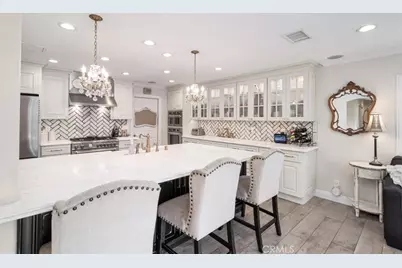 5342 Kenilworth, Huntington Beach, CA 92649 - Photo 10