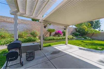 15752 Mimosa Court, Fontana, CA 92336 - Photo 40