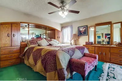 21045 Susan Carole, Saugus, CA 91350 - Photo 34