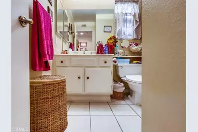 21045 Susan Carole, Saugus, CA 91350 - Photo 42