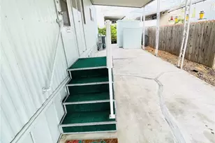 101 Malaga St, Tustin, CA 92780 - Photo 26