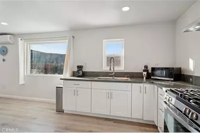 56676 Sunset Drive, Yucca Valley, CA 92284 - Photo 12