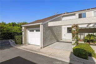 415 Deerfield, Irvine, CA 92606 - Photo 2