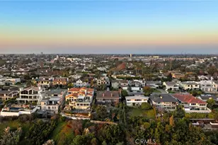 521 Kings Rd, Newport Beach, CA 92663 - Photo 44