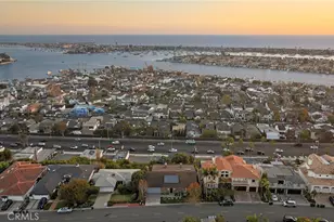 521 Kings Rd, Newport Beach, CA 92663 - Photo 48