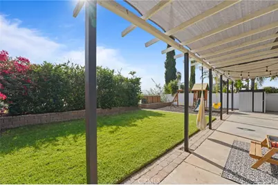 14289 Meadowlands Drive, Riverside, CA 92503 - Photo 48