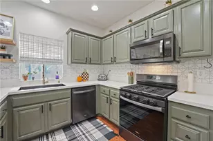 14289 Meadowlands Dr, Riverside, CA 92503 - Photo 20