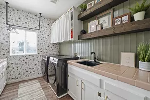 14289 Meadowlands Dr, Riverside, CA 92503 - Photo 30