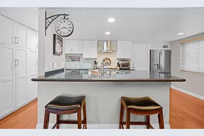 7671 Juliette Low Drive, Huntington Beach, CA 92647 - Photo 14