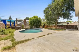 4005 Madrid Ave, Bakersfield, CA 93309 - Photo 4