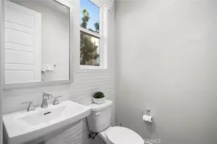 138 Biome, Irvine, CA 92618 - Photo 16