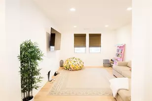 279 Barnes, Tustin, CA 92782 - Photo 10
